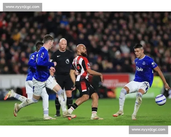 维拉主场迎战曼联英超焦点之夜胜负悬念引爆球迷热情巅峰对决走势成谜